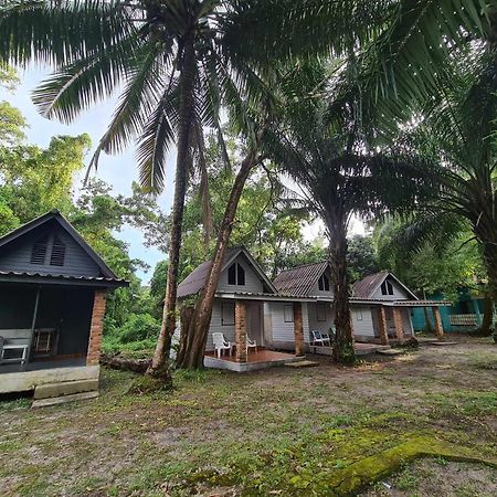 Vijit Bungalow Koh Phayam Luaran gambar
