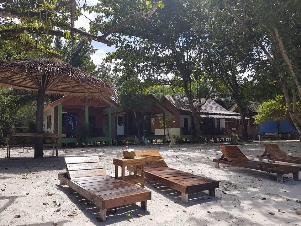 Vijit Bungalow Koh Phayam Luaran gambar