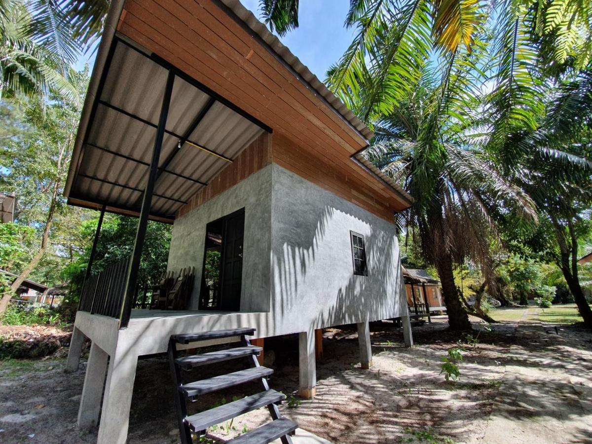 Vijit Bungalow Koh Phayam Luaran gambar